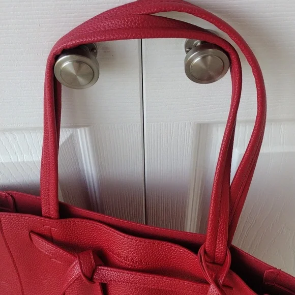 Elegant Red Tote Bag - Picture 17 of 17